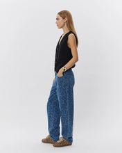 Load image into Gallery viewer, Sofie Schnoor - Tokyo Jeans - Denim Leo