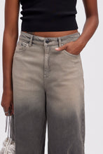 Load image into Gallery viewer, Gestuz - Zorelly Jeans - Grey Faided Wash