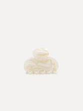 Load image into Gallery viewer, Les Soeurs - Hairclip Round - Cream