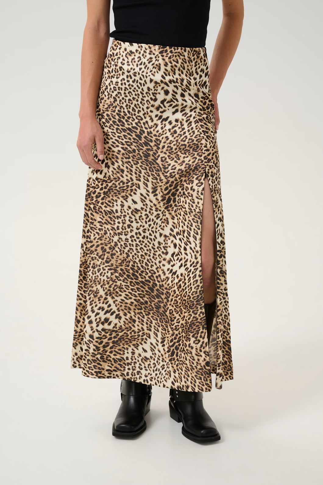 Gestuz - Leelo Rok - Leopard